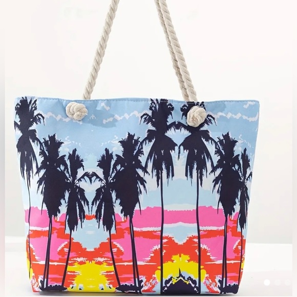 TOTE BAG 🏖️ - Picture 2 of 4